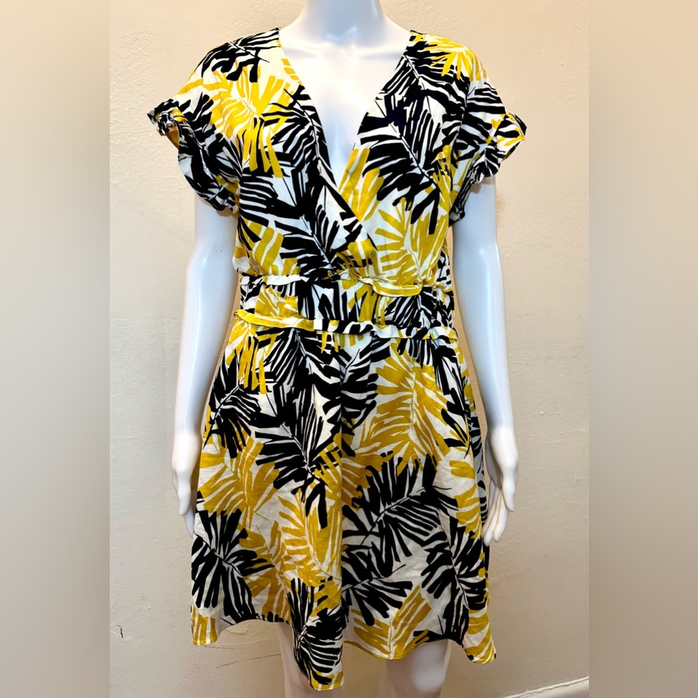 Fate Tropical Print Linen Blend Dress – Size Medium